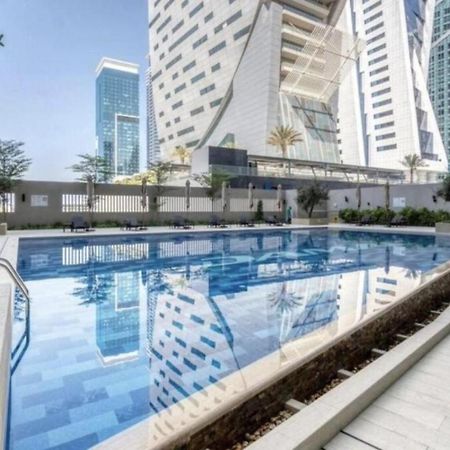 Citihome - 1Br At Merano Tower By Damac Dubai Buitenkant foto