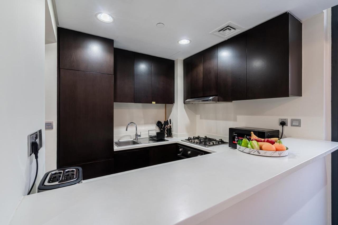 Citihome - 1Br At Merano Tower By Damac Dubai Buitenkant foto