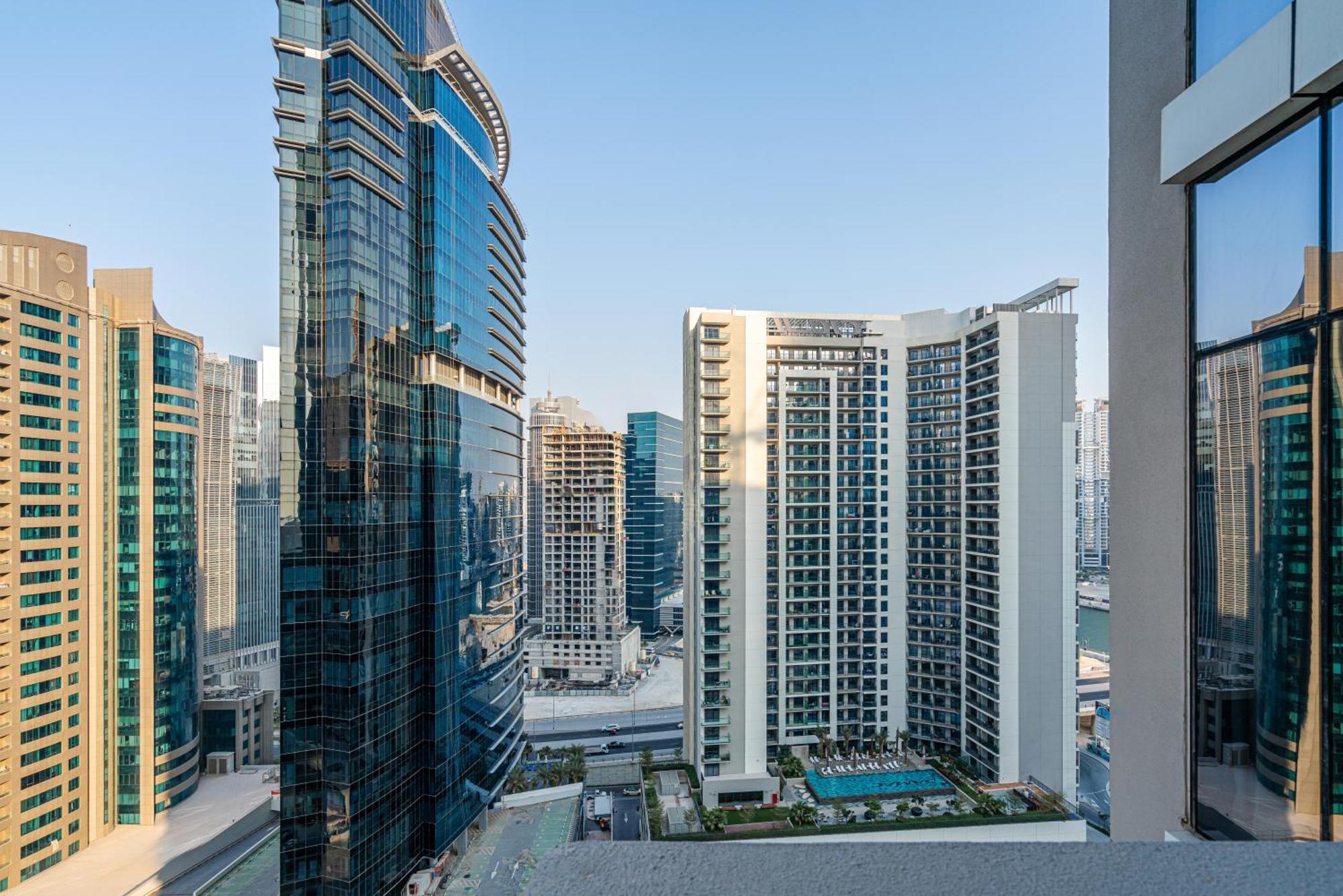 Citihome - 1Br At Merano Tower By Damac Dubai Buitenkant foto